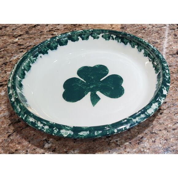 Green Clover Spongeware Pie Plate Pottery - 9" - Picture 4 of 16